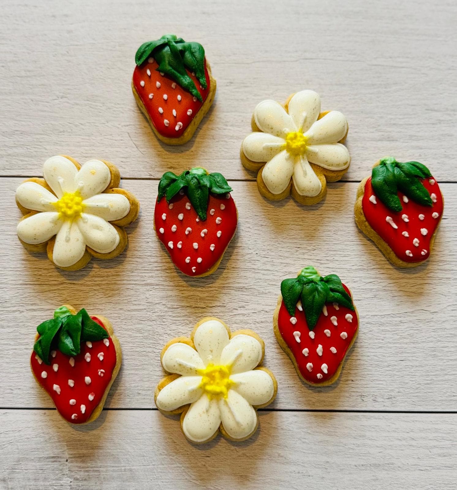 Biscuits fraises et marguerites 