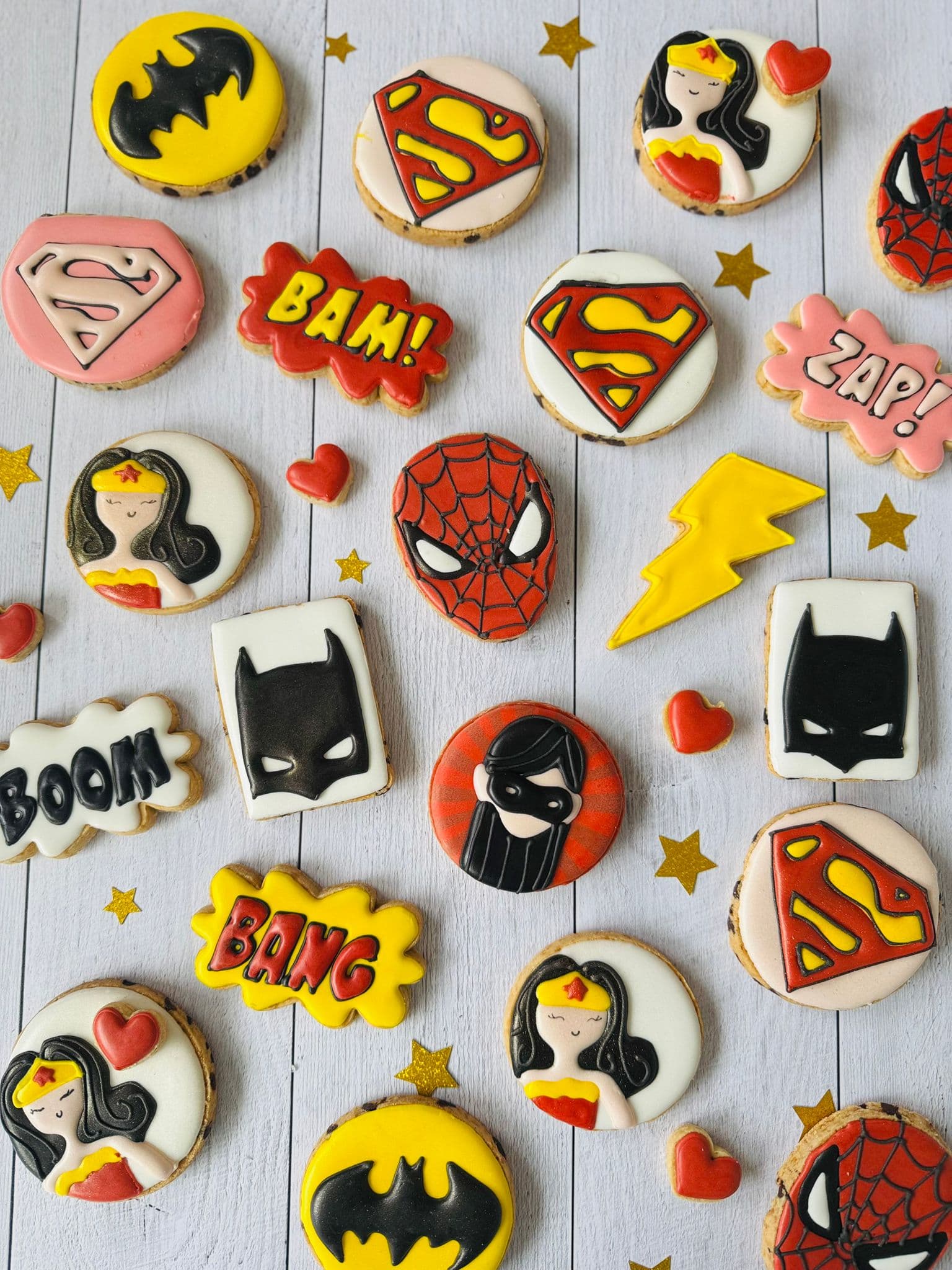 Biscuit super héros, batman, catwoman, superman
