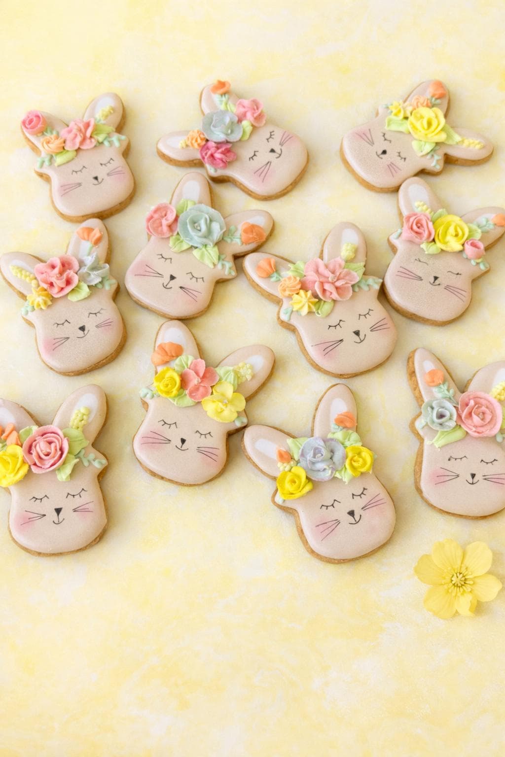 tête de lapin Pâques, fleurs